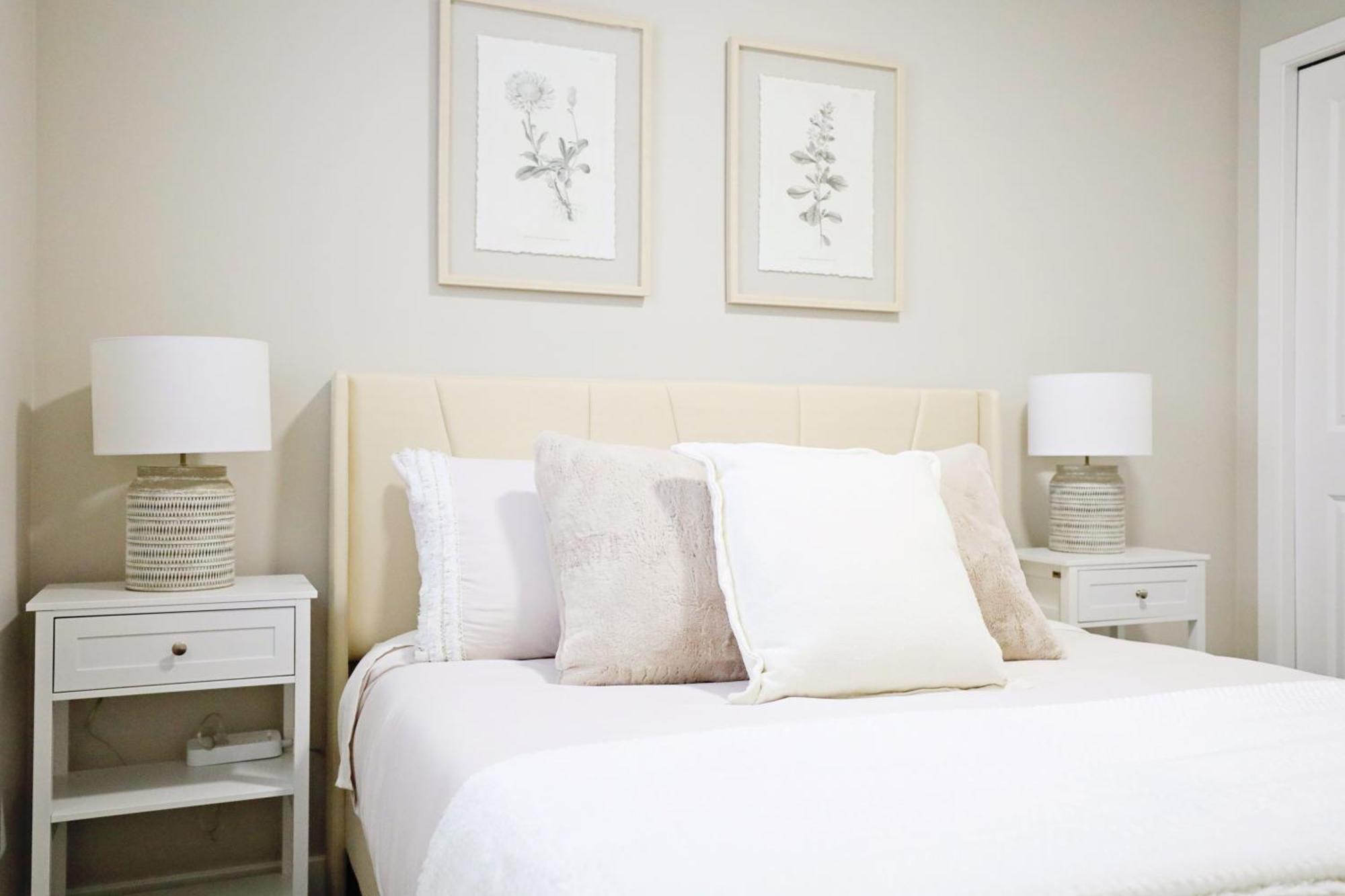 Relax In Comfort, Airport, Crossiron Mills * Calgary
